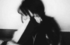 女生头像高冷孤独悲伤,高冷孤独悲伤女生头像的内心独白